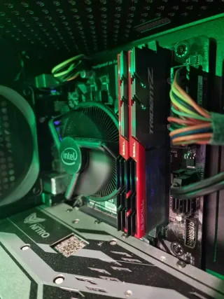 Torre PC Gaming Cooler Master