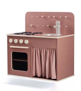 Cocinita infantil de madera rosa