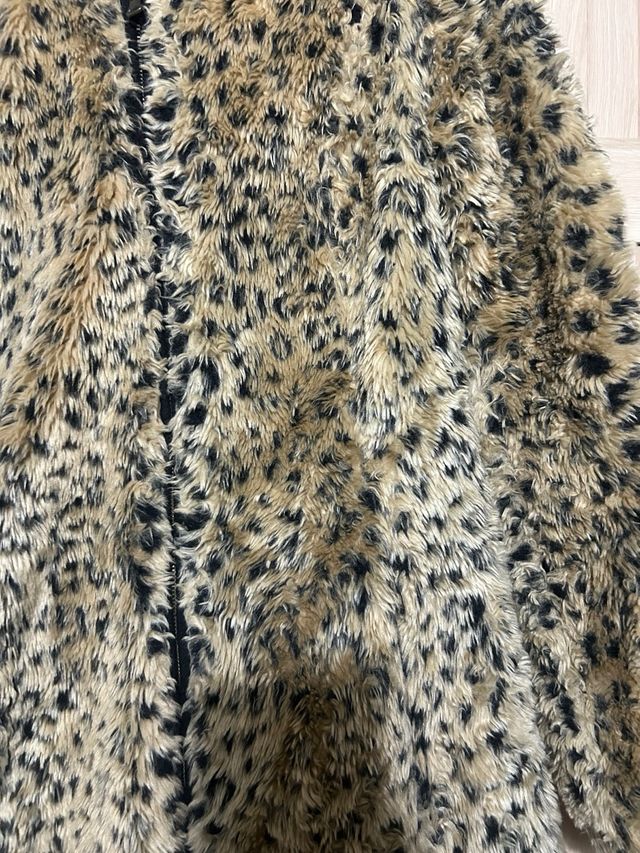 Abrigo de pelo estampado leopardo