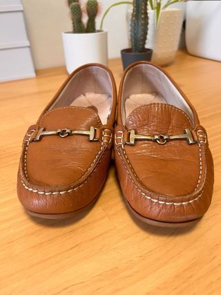 Mocasines de piel marrones