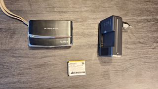 Fujifilm FinePix Z70 Cámara digital de 12 MP