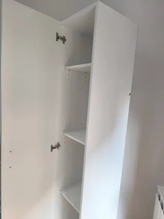 Armario alto blanco para baño