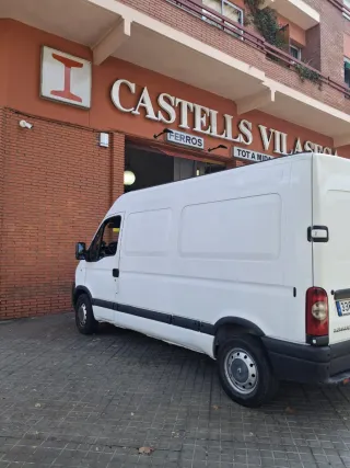 Fabricación a medida: Persianas, Escaleras, Puerta