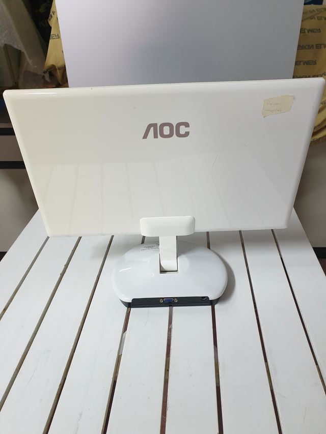 Monitor AOC Blanco