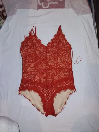 Pantalones anchos estampados florales todo a 5€