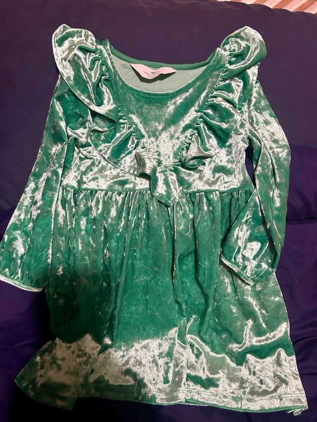 Vestido de terciopelo verde