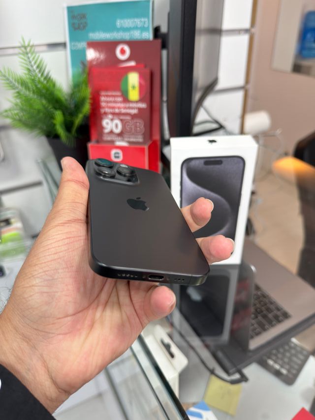 iPhone 15 Pro 256GB Nero