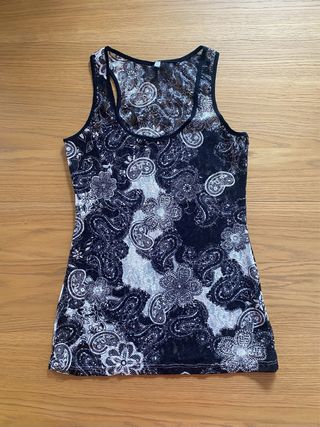Top encaje paisley negro y blanco