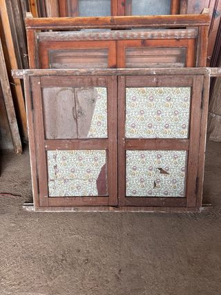 Ventana madera antigua doble