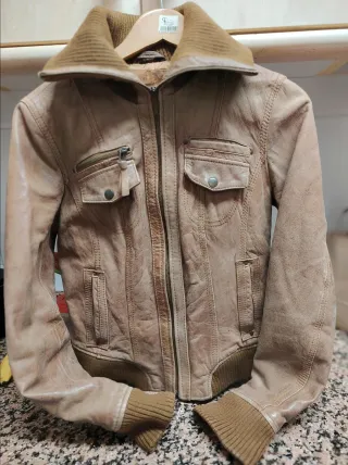 Chaqueta YK2 Piel Ovina Beige/Marrón Bershka