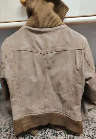 Chaqueta YK2 Piel Ovina Beige/Marrón Bershka