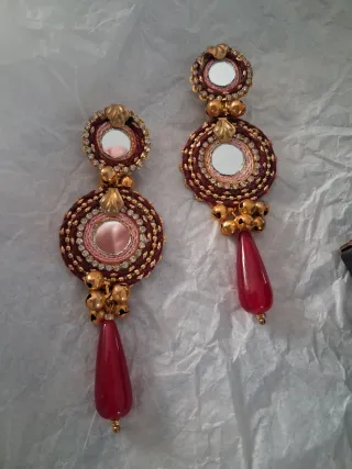 Pendientes Flamenca Aurora Gaviño Oro Rojo