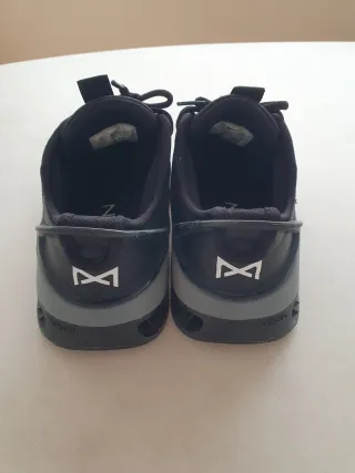 Zapatillas Nike Metcon Negras y Grises