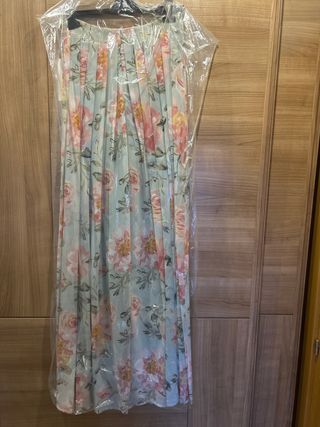 Falda larga floral elegante