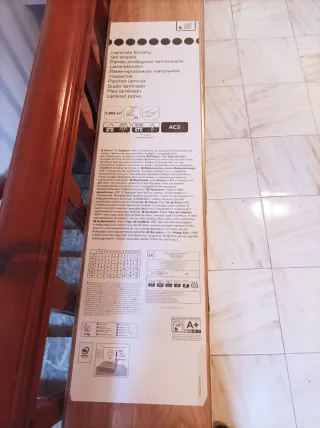 Suelo laminado 70m2 - 22 paquetes