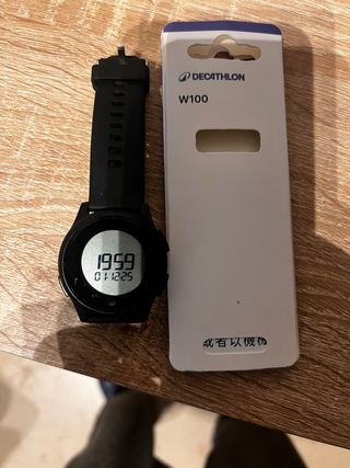 Reloj Decathlon W100