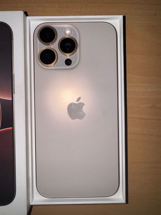 iPhone 16 Pro Max Dorado 256GB