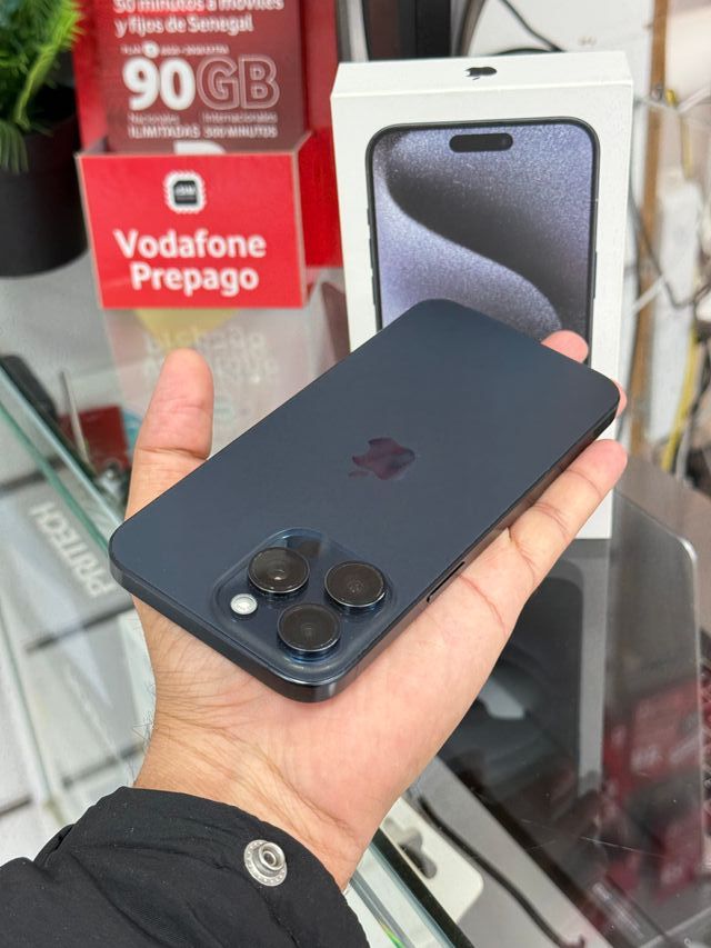 iPhone 15 Pro Max 1TB Blu Marina