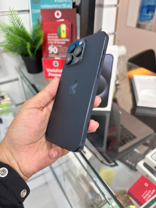 iPhone 15 Pro Max 1TB Blu Marina