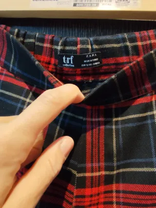 Pantalón cuadros Zara