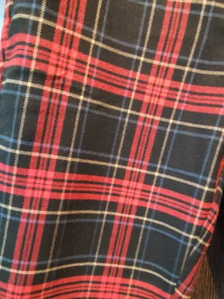 Pantalón cuadros Zara