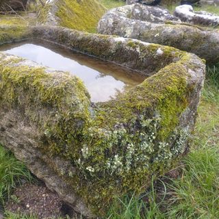 Pila Rústica de Granito 93x49x36