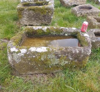 Pila Rústica de Granito 93x49x36