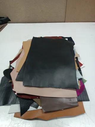 Lote retales cuero 4 kg