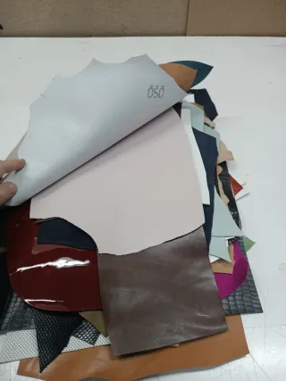 Lote retales cuero 4 kg