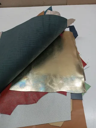 Lote retales cuero 4 kg