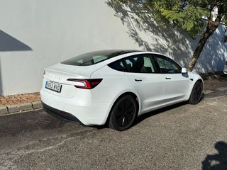 Tesla Model 3 RWD 2024, 15.172 km, garantía Tesla.