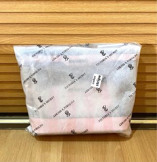 Set 2 Neceser Victoria's Secret Rayas