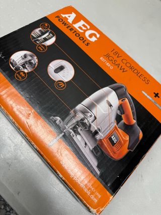 Caladora AEG 18V BST18X-0