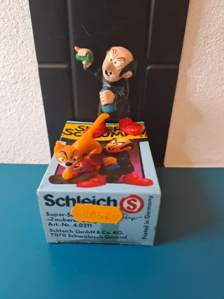 Puffi - Personaggio e scatola smurf