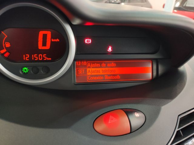 Renault Twingo Emotion 1.2 16v 75 eco2