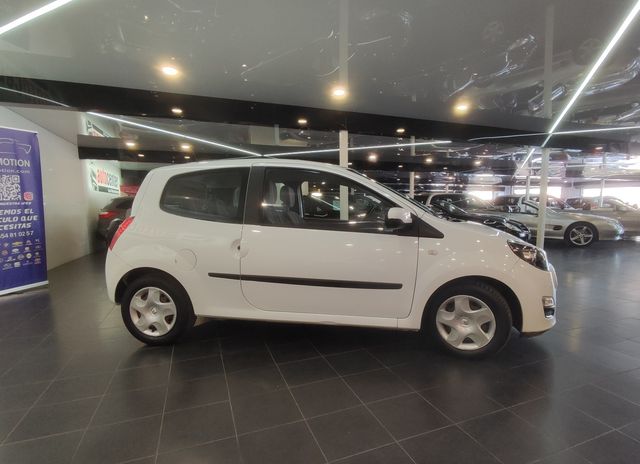 Renault Twingo Emotion 1.2 16v 75 eco2