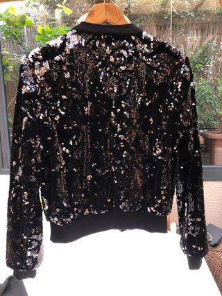 Cazadora lentejuelas fiesta negra y plateada