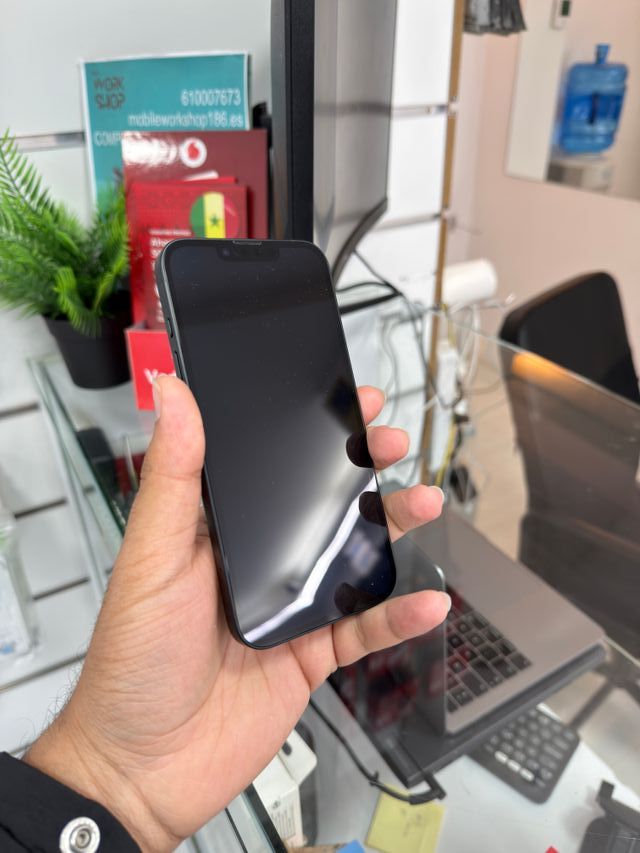 iPhone 16e 128GB Nero