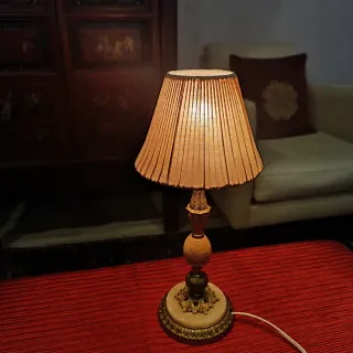 Candeeiro vintage latão e mármore bege