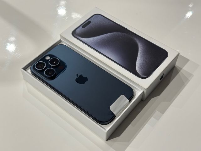 iPhone 15 Pro – Blu Scuro (Blue Titanium) | 128G