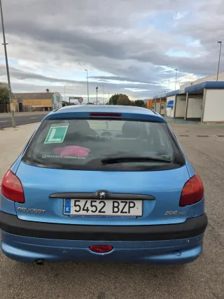 Peugeot 206 2002