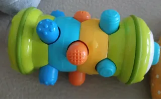 Lote Juguetes Bebé 0-1 año y pantalón