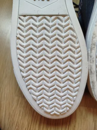 Zapatillas Xti Talla 42 Azul Marino Nuevas