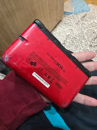 Nintendo 3DS XL Roja