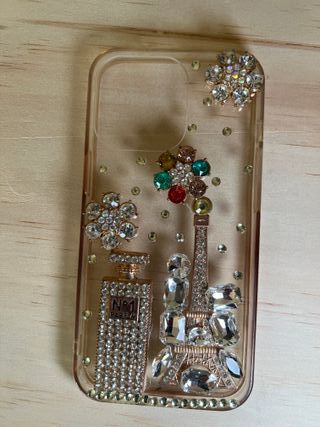 Funda iPhone 13 Pro Joya Torre Eiffel Perfume