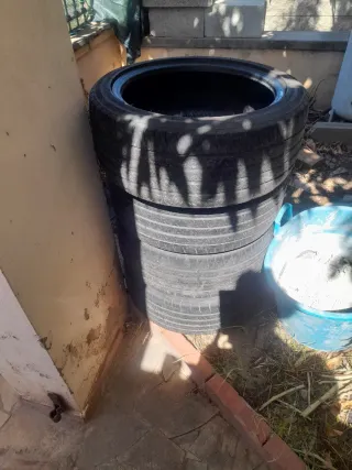 2 pneumatici ribassati 205/45 R16