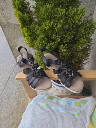 Sandalias de cuña para mujer