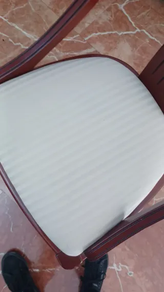 Mesa comedor extensible y 6 sillas