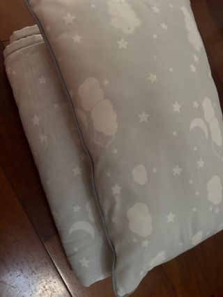 Colcha y cojín hechos a medida(100 x 240cms )