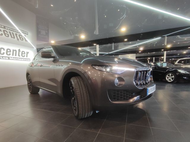 Maserati Levante V6 275 HP D AWD
